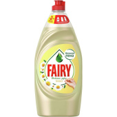 Средство для мытья посуды Fairy Нежные руки Ромашка и витамин Е 900 мл