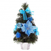 Елка новогодняя настольная 30 см в корзине с голубыми украшениями