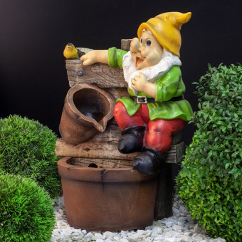 Фонтан декоративный садовый Green Apple Гном 56 см с подсветкой