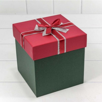 Набор коробок подарочных OMG-Gift Куб зеленый/красный (17x17x18 см)